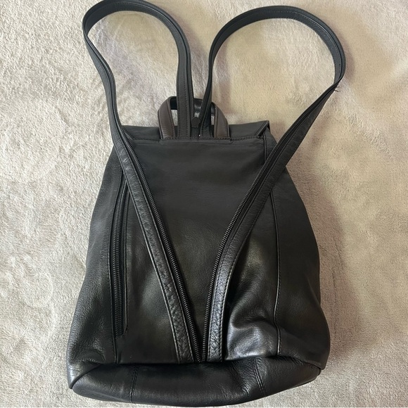 Derek Alexander Black & Brown Leather Sling Backpack Shoulder Bag Purse - Picture 2 of 16